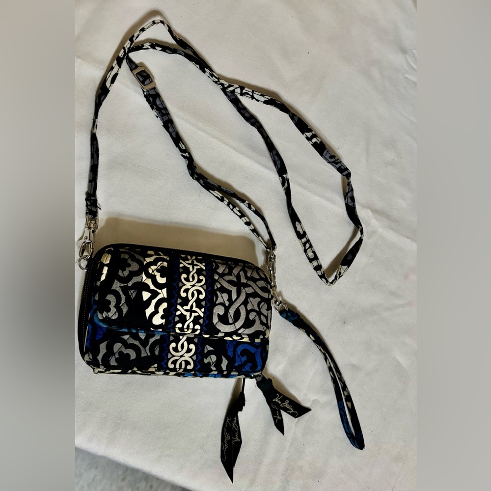 Vera Bradley Blue White Black Wallet with a Removable Crossbody/Wristlet Strap